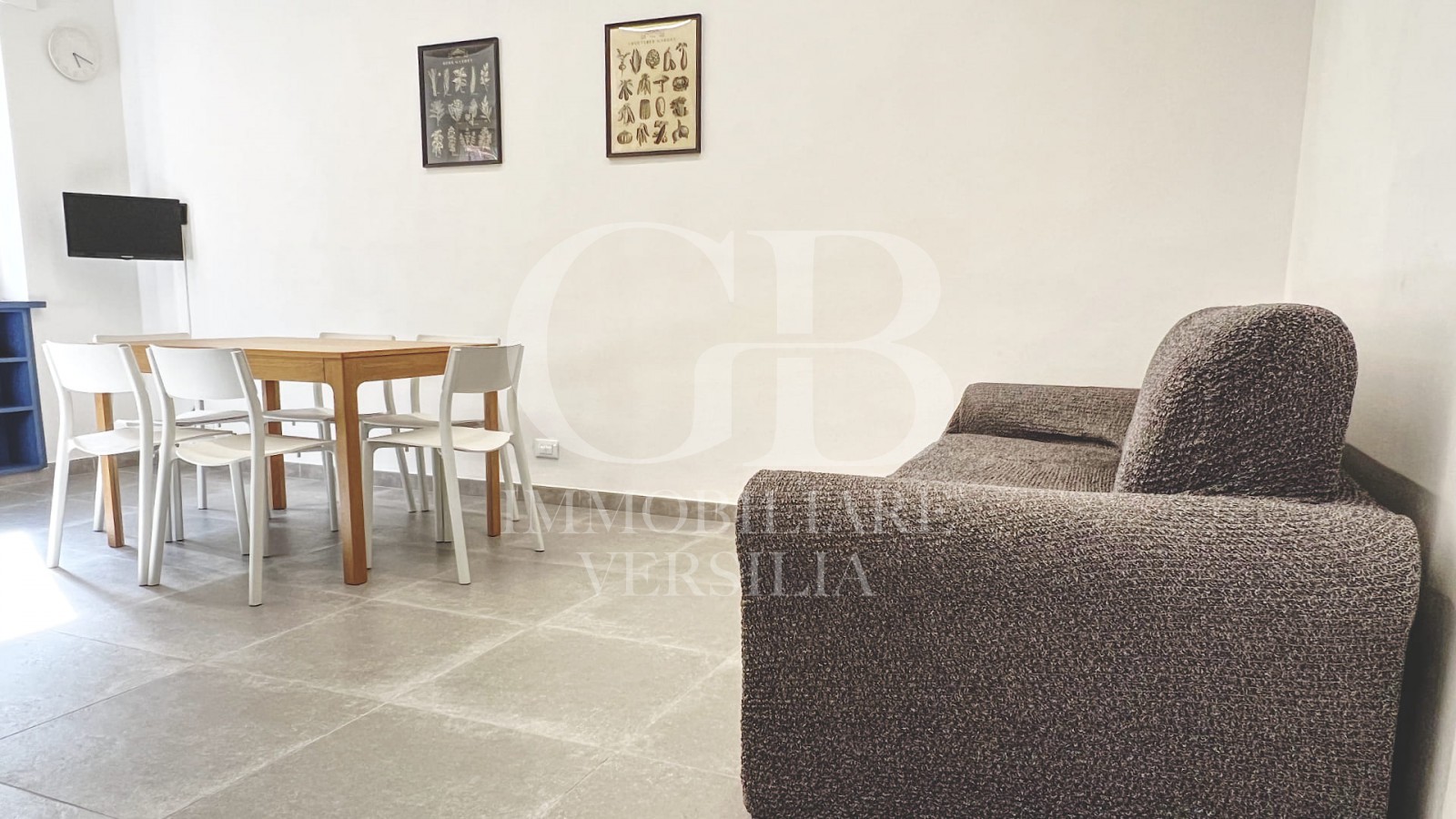 Lido di Camaiore, 100 Mt dal mare, appartamento bilocale in zona servita