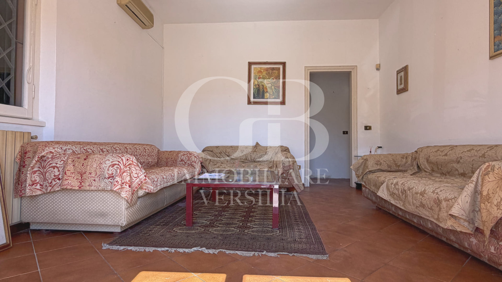 Lido di Camaiore, 800 mt dal mare, casa indipendente con spazio esterno, su un unico livello.
